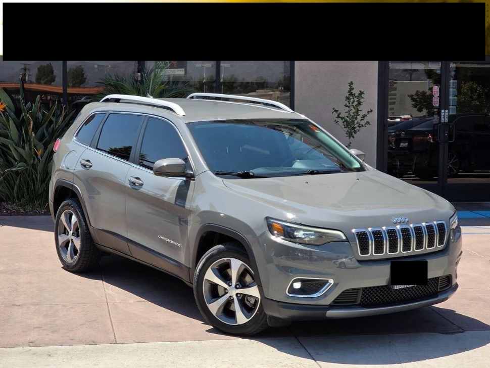 2020 Jeep Cherokee Limited's photo