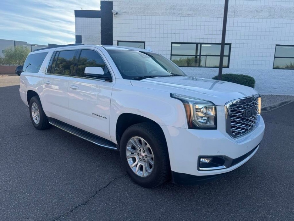 2020 GMC Yukon XL SLT Standard Edition's photo