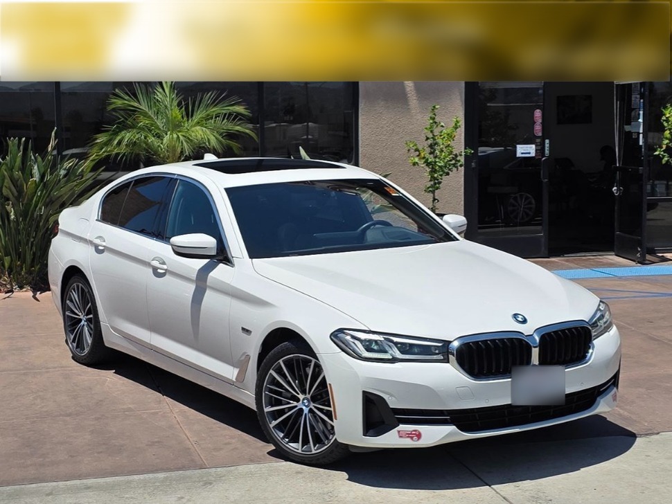 2023 BMW 5 Series 530e iPerformance Sedan's photo